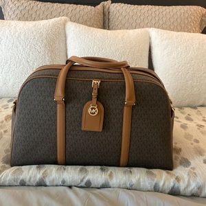 Michael Kors extra large weekend travel bag